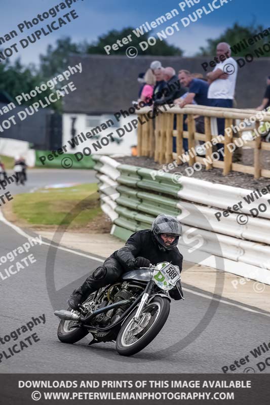 Vintage motorcycle club;eventdigitalimages;mallory park;mallory park trackday photographs;no limits trackdays;peter wileman photography;trackday digital images;trackday photos;vmcc festival 1000 bikes photographs